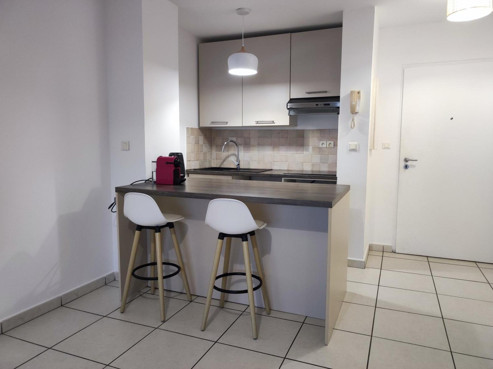 Le Nid Oceanique ! Appart T2 Avec Terrasse, Vue Mer Et Parking Prive En Sous Sol, Proche Du Centre Ville De Saint Gilles Les Bains Zewnętrze zdjęcie