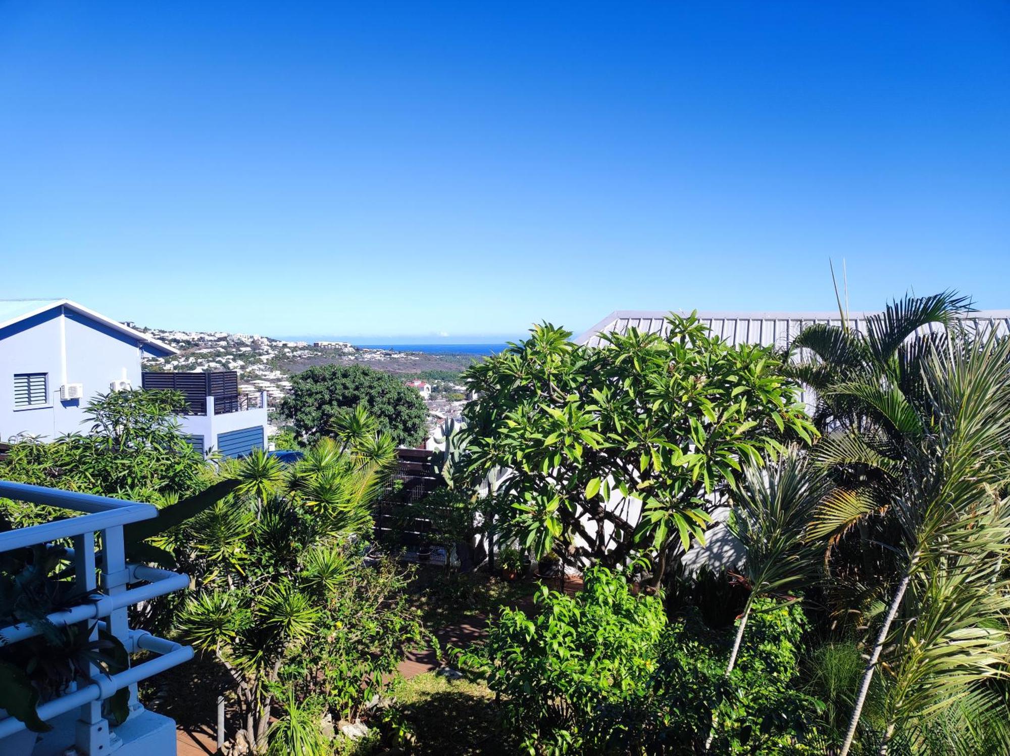 Le Nid Oceanique ! Appart T2 Avec Terrasse, Vue Mer Et Parking Prive En Sous Sol, Proche Du Centre Ville De Saint Gilles Les Bains Zewnętrze zdjęcie
